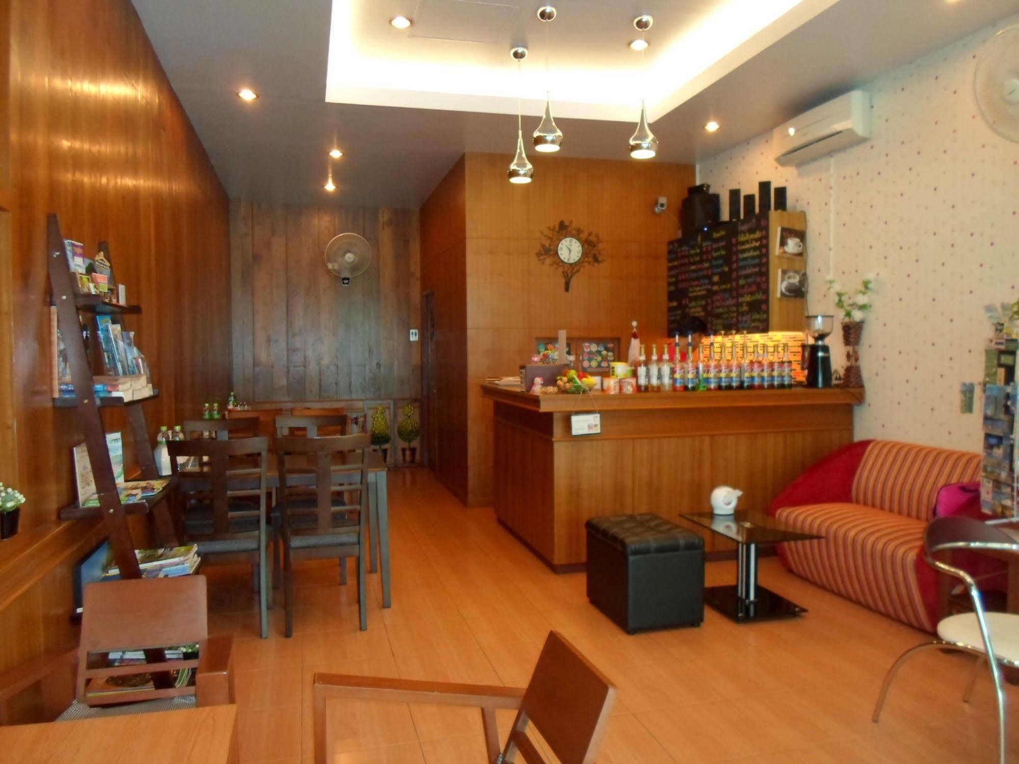 Myplace@Surat Hotel Surat Thani Bagian luar foto