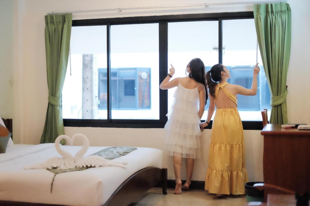 Myplace@Surat Hotel Surat Thani Bagian luar foto